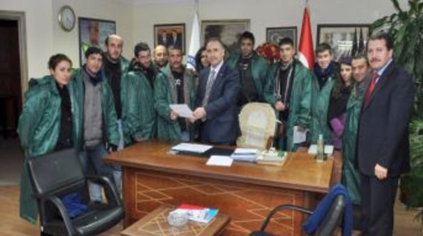 Eğitim-Bir-Sen Şubatta 30 Bin, Ağustosta 70 Bin &Ouml;ğretmen Ataması Istedi