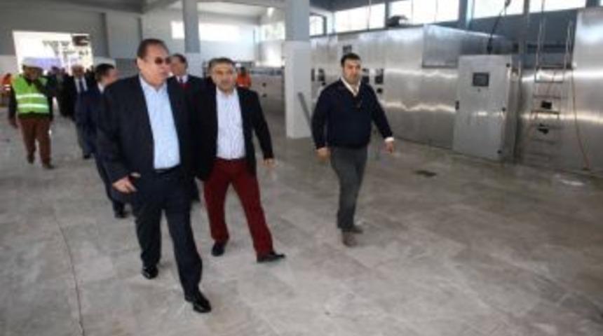 Başkan &Ouml;zcan&rsquo;dan Ekmek Fabrikası A&ccedil;ıklaması