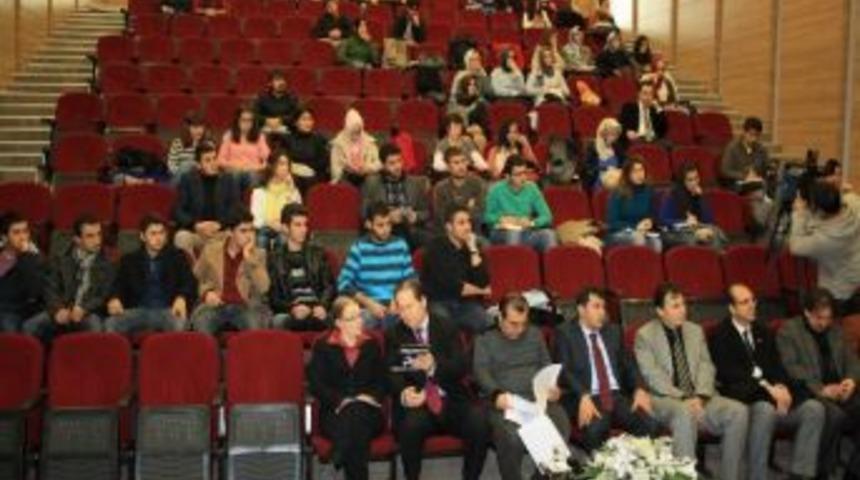 Melikşah Üniversitesi’nde İnsan Hakları Paneli