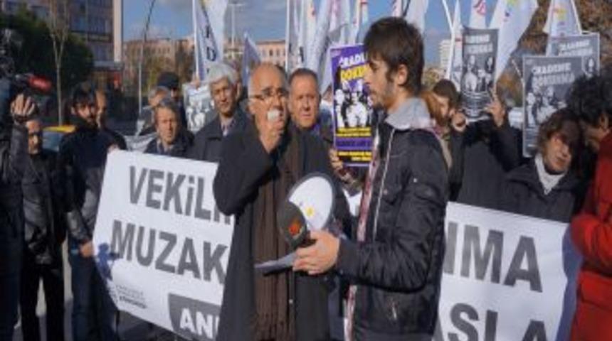 Meclis &Ouml;n&uuml;nde &lsquo;dokunulmazlık&rsquo; Eylemi