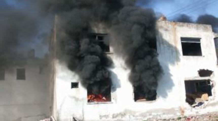 Film Fibi Yangın Tatbikatı