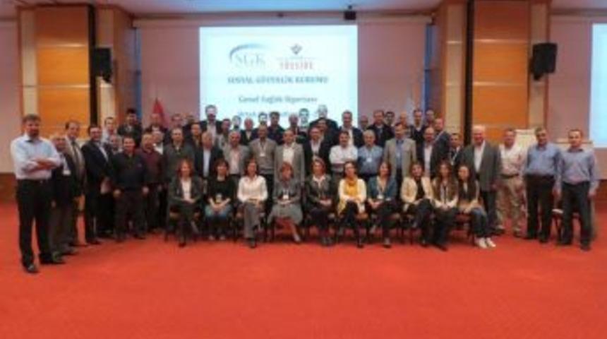 SGK 50 Milyarlık Sağlık B&uuml;t&ccedil;esini Daha Iyi Y&ouml;netmek I&ccedil;in Fikir Avcılığına &Ccedil;ıktı