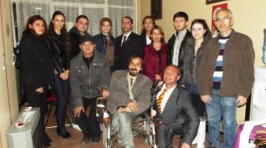 Ayvalık&rsquo;ta Ak Partili Gen&ccedil;ler Ve Kadınlar Engellileri Unutmadı