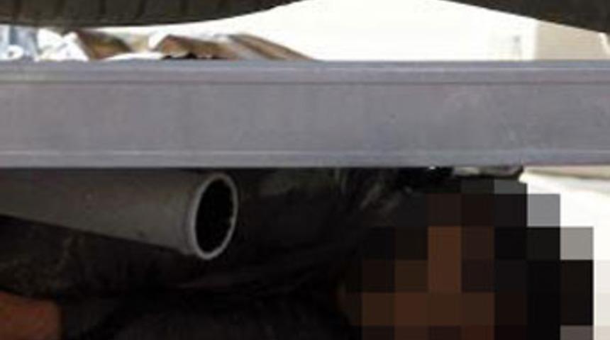 Sapağı ka&ccedil;ırdı, dehşet sa&ccedil;tı