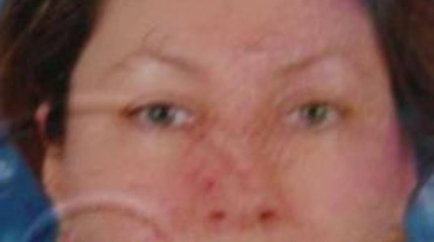 Cadde Ortasında Karısını &Ouml;ld&uuml;rd&uuml;