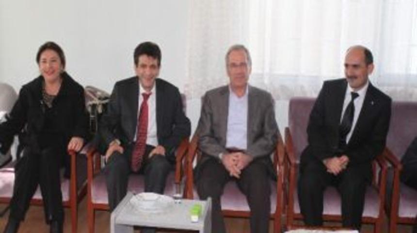 Dinar Huzurevinde Gelenek Bozulmadı