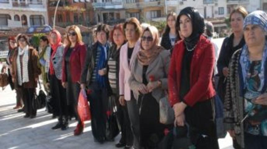 Fethiyeli Kadınlar Eşit Haklara Sahip Olmak İ&ccedil;in Yasal D&uuml;zenleme İstedi