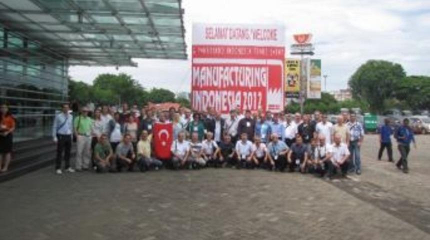 Manisalı İşadamları Manufacturıng Indonesıa 2012 &rlm;fuarı'nda
