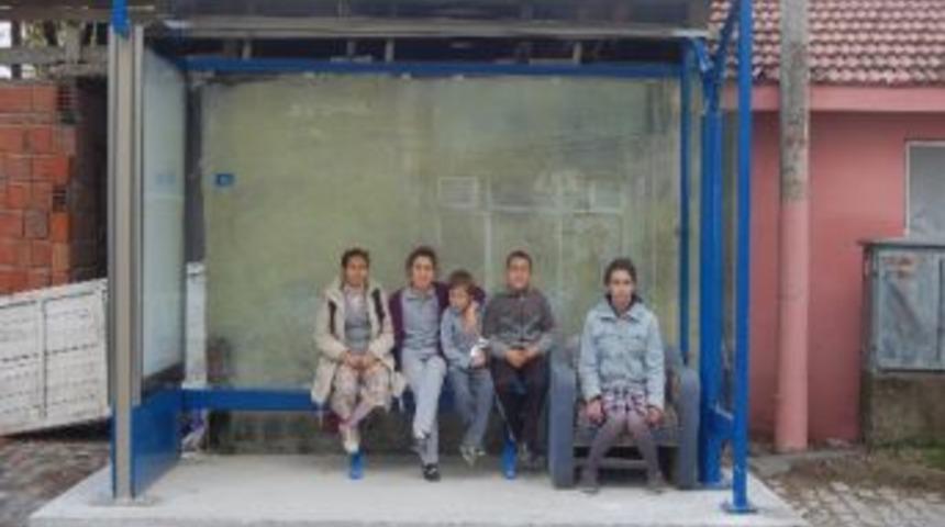 Lapseki&rsquo;de Otob&uuml;s Durakları Tamamlandı