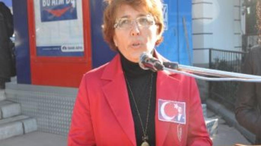 Kadınlara Se&ccedil;me Ve Se&ccedil;ilme Hakkı Verilişi'nin 78. Yılı, Soma'da Coşkuyla Kutlandı