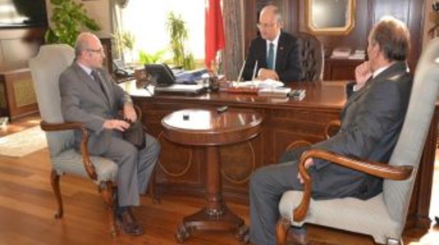 Trabzonlular Derneği&rsquo;nden Vali Daş&ouml;z&rsquo;e Ziyaret