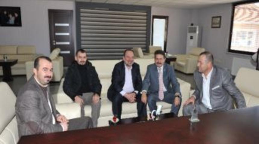 Can&ouml;zer&rsquo;den Başkan Berberoğlu&rsquo;na Ziyaret