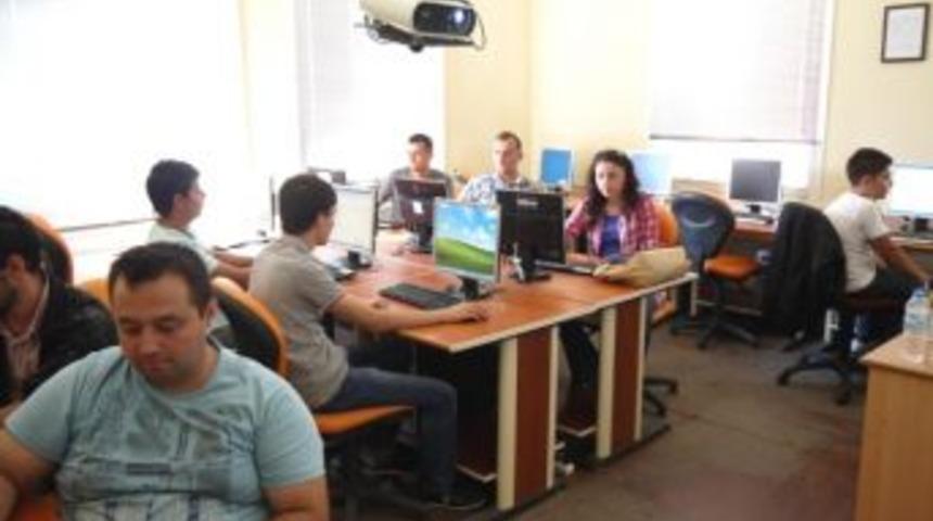 Ehem Bilişim Teknolojileri Alanında A&ccedil;tığı Kurslarla Eğitim Hizmetleri Veriyor