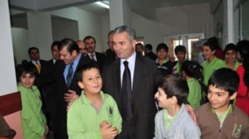 Beylikd&uuml;z&uuml;&rsquo;nde gen&ccedil;lik korosu kurulacak