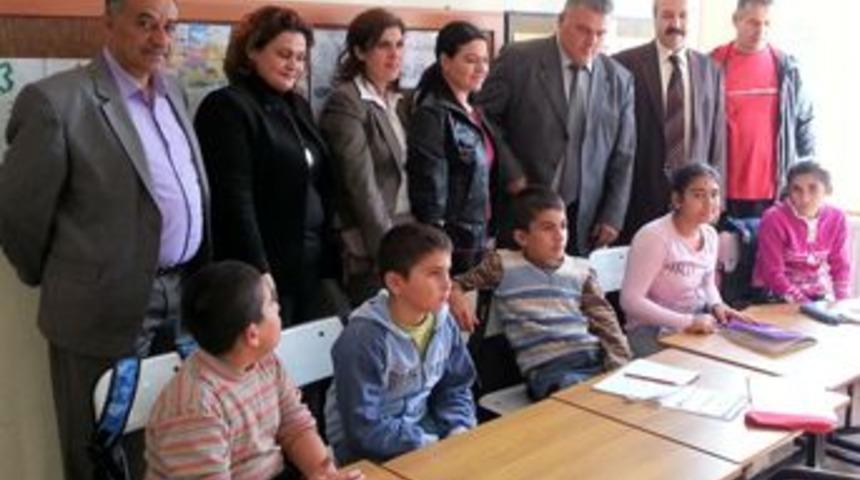 MHP&rsquo;den engelli &ouml;ğrencilere ziyaret