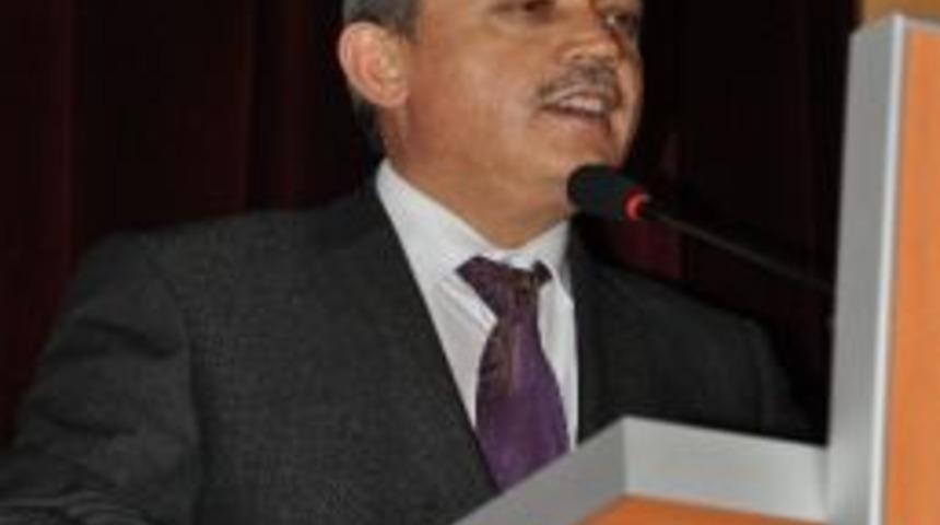 Rekt&ouml;r Ayka&ccedil;; &ldquo;yeni T&uuml;rk Ticaret Kanunu (ttk) Kabul Edilmeden &Ouml;nce T&uuml;rkiye&rsquo;de Geniş &Ccedil;aplı Tartışmalara Neden Oldu&rdquo;