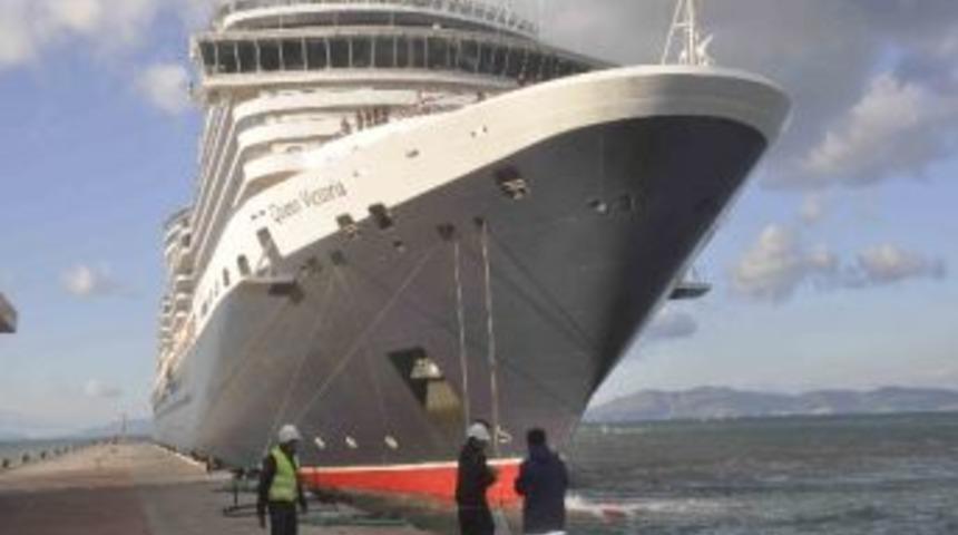 İngiliz Turist Tatil İ&ccedil;in Geldiği Kuşadası'nda Hayatını Kaybetti