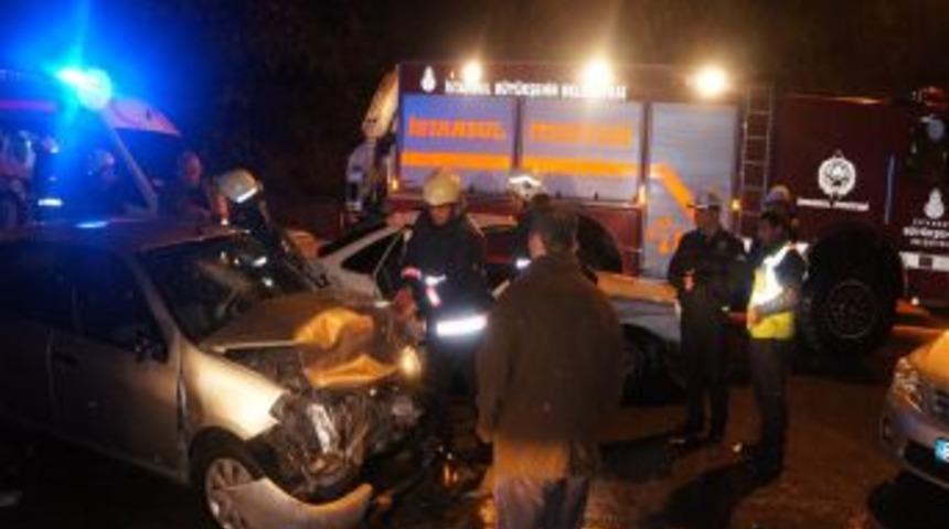 &Uuml;sk&uuml;dar&rsquo;da Kaza: 7 Yaralı