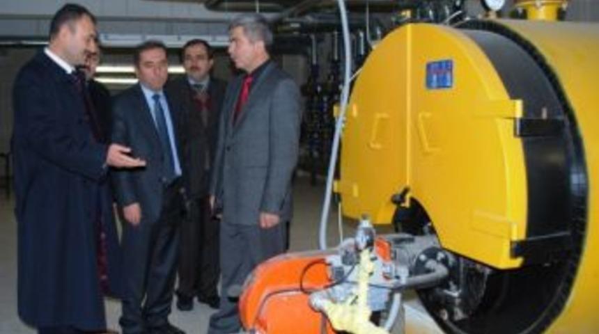 Yılmaz, Toki İlkokulu&rsquo;nu Ziyaret Etti