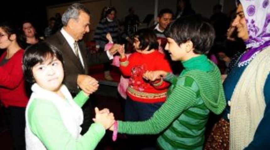 Başkan Kocaoğlu, Engelliler Ve Ailelerini Ağırladı