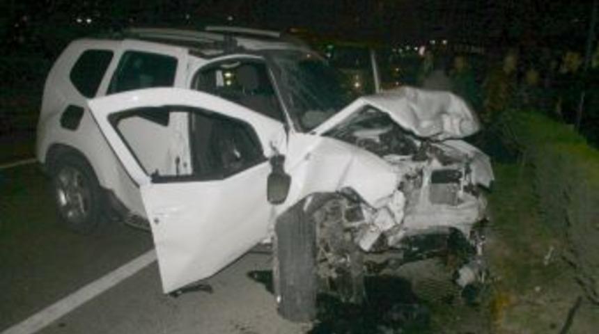 &Uuml;nye&rsquo;de Trafik Kazası: 3 Yaralı