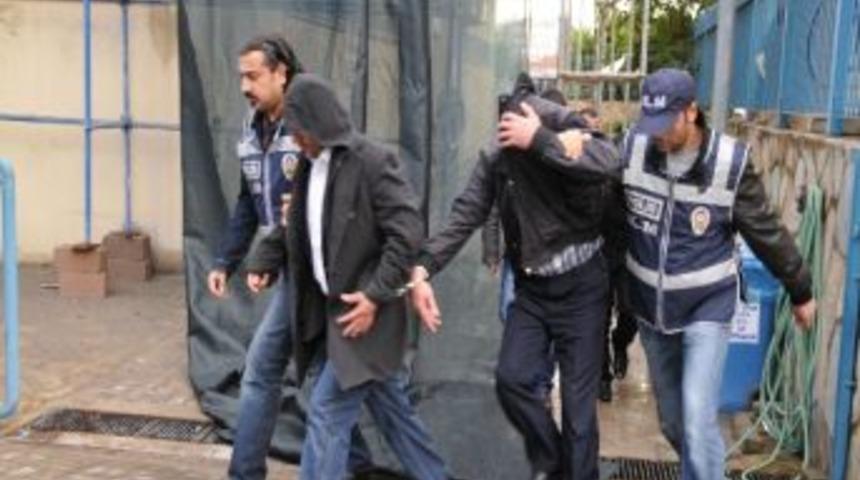 Polis Zehir Tacirlerini Alışverişte Yakaladı