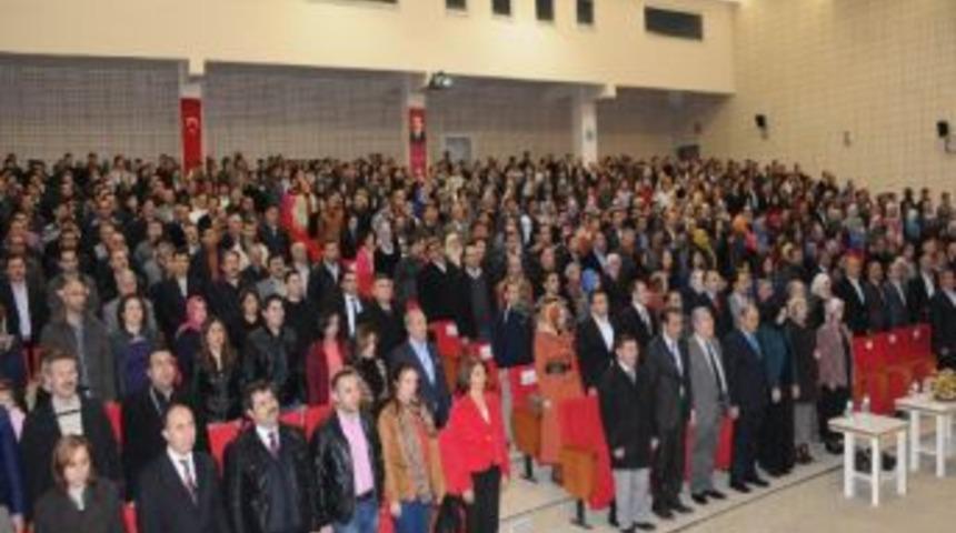 '&ouml;ğretmenin Geleceği, Geleceğin &Ouml;ğretmeni' Konulu Seminer D&uuml;zenlendi