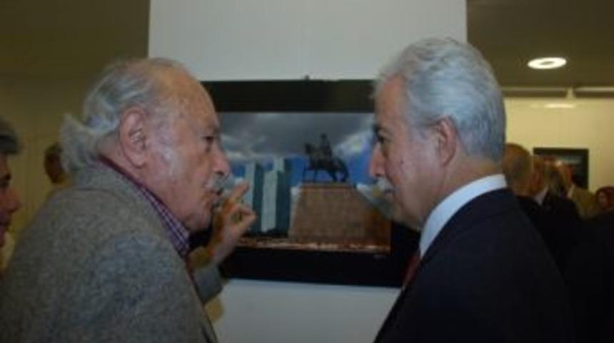 "t&uuml;rk D&uuml;nyası&rsquo;ndan İzler" Sergisi A&ccedil;ıldı