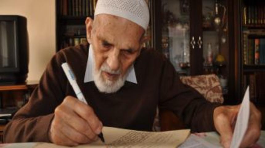 70 Yıllık G&uuml;nl&uuml;kleri Yakın Tarihe De Işık Tutuyor