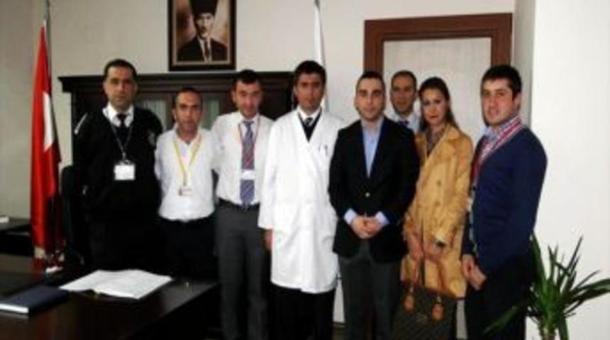 Ak Gen&ccedil;lik'ten Hastane Y&ouml;neticilerine Ziyaret