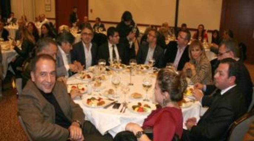 G&ouml;ky&uuml;z&uuml; İ&ccedil;in Kenetlendiler