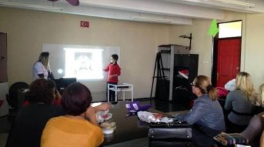 Salihli İlk&ouml;ğretim, Veli Katılımı Etkinliklerini S&uuml;rd&uuml;r&uuml;yor