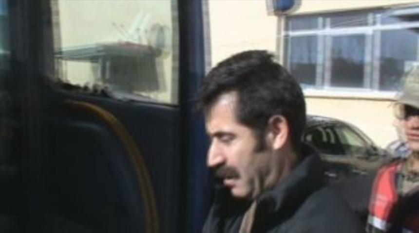 Tutuklu Başkan Adliyede