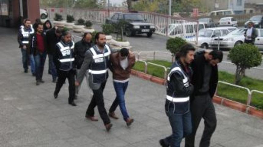 Kahramanmaraş'ta 12 Kilogram Esrar Ele Ge&ccedil;irildi