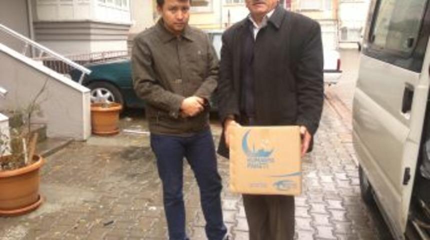 Kimse Yok Mu Derneği&rsquo;nden Afgan M&uuml;ltecilere Yardım