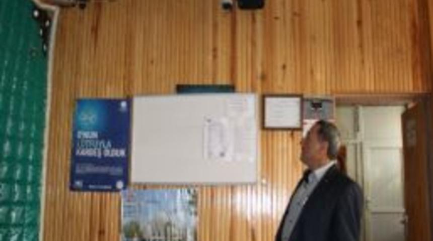 Giresun'da Cami Hırsızlarına Kamera &Ouml;nlemi
