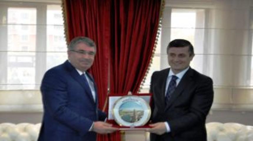 İ&ccedil;işleri Bakanı İdris Naim Şahin, Batman&rsquo;da