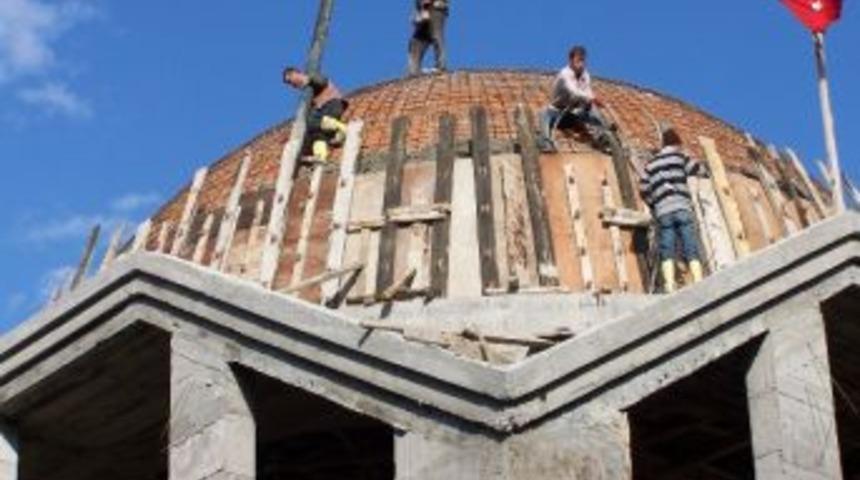 Kdz. Ereğli&rsquo;de Kurtlar K&ouml;y&uuml; Cami İnşaatı S&uuml;r&uuml;yor