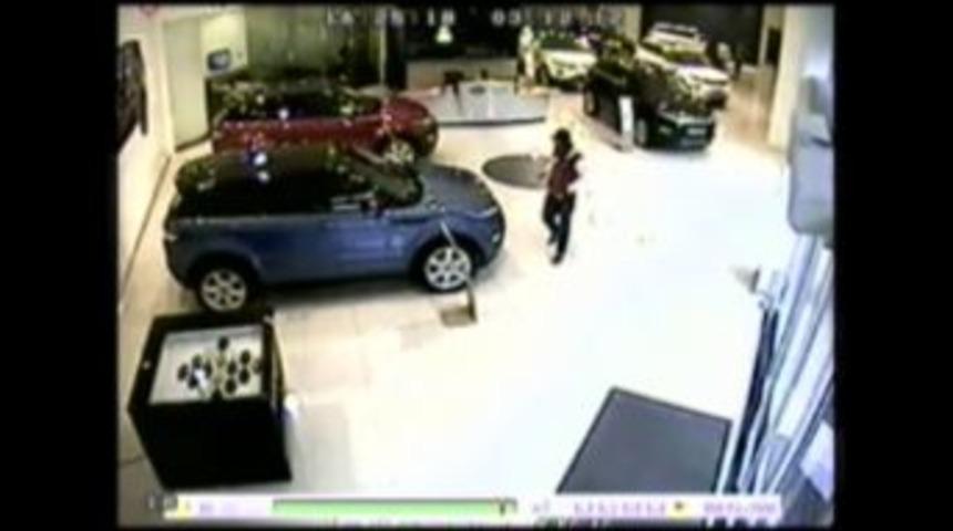 Cezaevi Firarisi, Annesiyle Ka&ccedil;arken Yakalandı