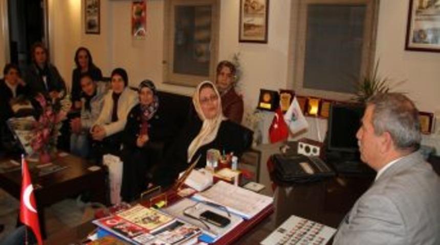 İlkadım Belediye Başkanı Demirtaş, Bayanlara Stand A&ccedil;ma S&ouml;z&uuml; Verdi