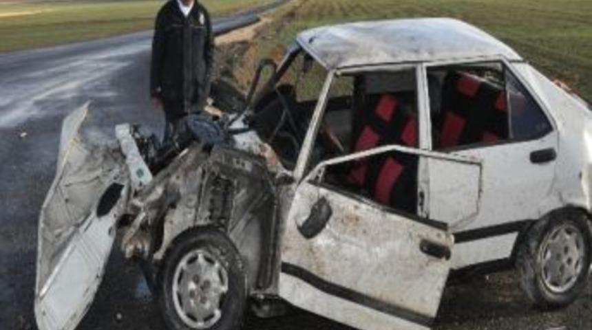 Aksaray&rsquo;da Trafik Kazaları: 1 &Ouml;l&uuml;, 12 Yaralı