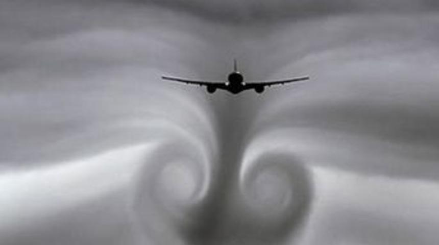 Beşiktaş u&ccedil;ağı piste inemedi!