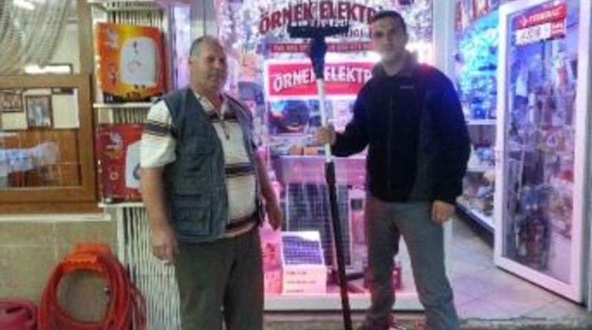 Sel&ccedil;uklu Esnaf, &Ccedil;ift&ccedil;inin Derdine &Ccedil;&ouml;z&uuml;m &Uuml;retti