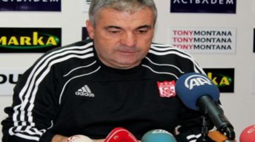 Sivasspor Galatasaray&rsquo;dan &Ccedil;ekinmiyor