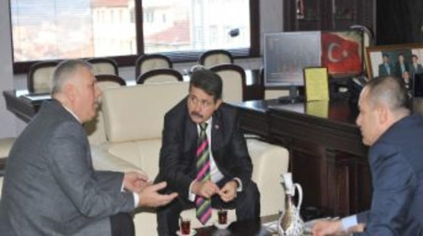 Toprak Fabrikalarından Başkan Berberoğlu&rsquo;na Ziyaret