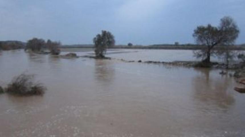 &Ccedil;anakkale&rsquo;de 33 Bin Dekar Tarım Alanı Zarar G&ouml;rd&uuml;