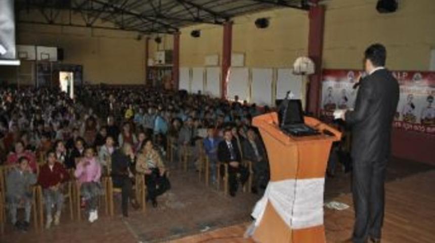 K&uuml;tahya'da 'okullar Birlikte Başarıyor'