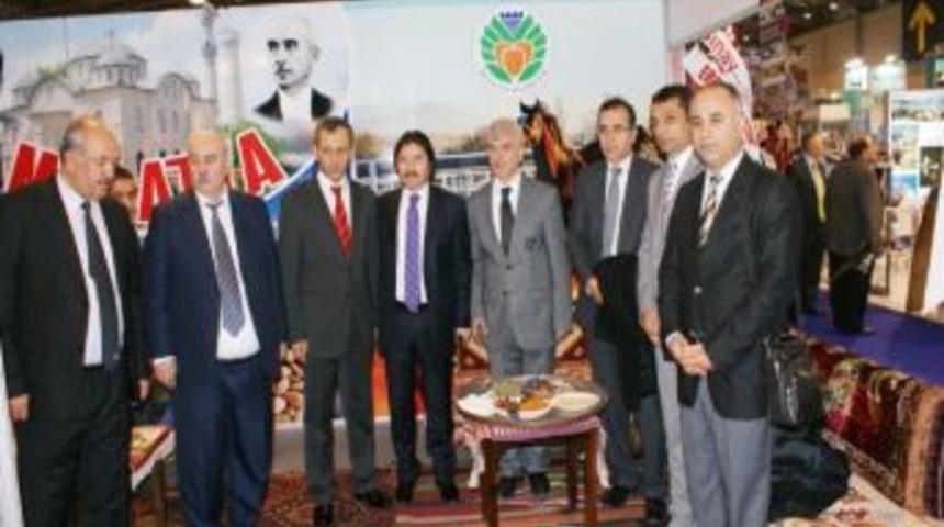 Travel Turkey İzmir Fuarı'nda Malatya Standı A&ccedil;ıldı