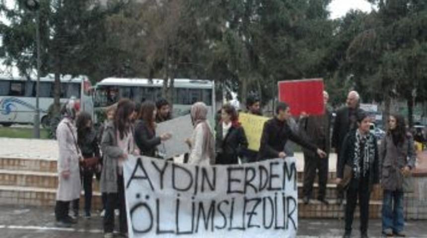 Sakarya&rsquo;da &Ouml;ğrencilerden "aydın Erdem" Eylemi