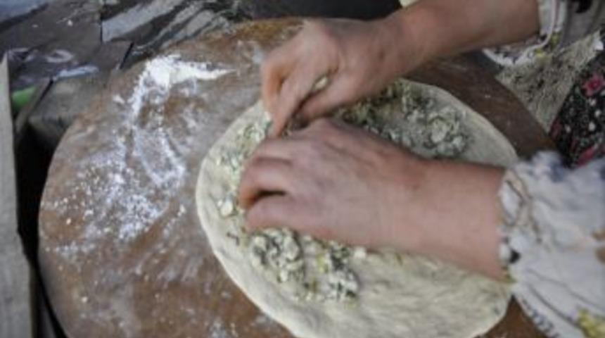 G&ouml;zleme Ve Tandir Ekmeği Şırnak Y&ouml;resinin Vazge&ccedil;ilmez Tadı Oldu